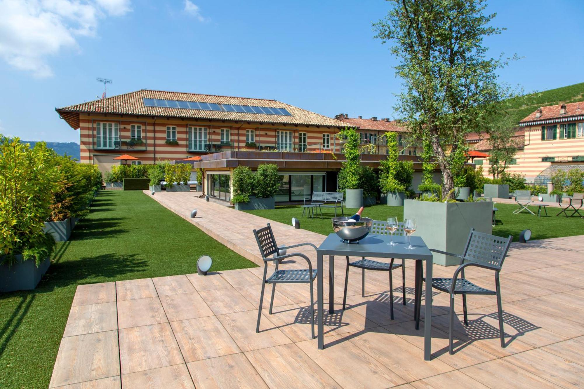 Villaggio Narrante - Le Case Dei Conti Mirafiore Serralunga d'Alba Extérieur photo