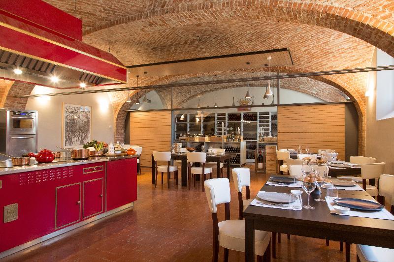 Villaggio Narrante - Le Case Dei Conti Mirafiore Serralunga d'Alba Extérieur photo